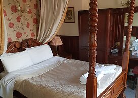 Georgian House Hotel