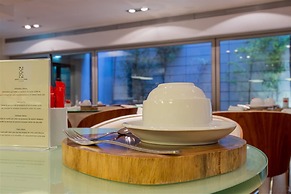 Porto Trindade Hotel