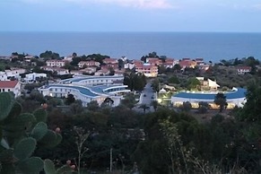 Hotel Club Cala Longa