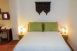 Hotel Blanco Riad