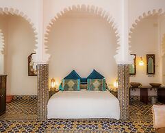 Hotel Blanco Riad