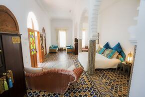 Hotel Blanco Riad