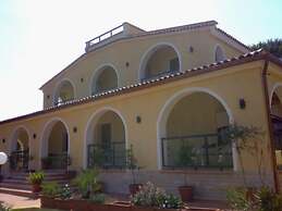 Villa Sunset Bed & Breakfast