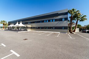 Brit Hotel Porte d’Espagne