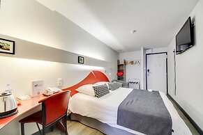 Brit Hotel Porte d’Espagne