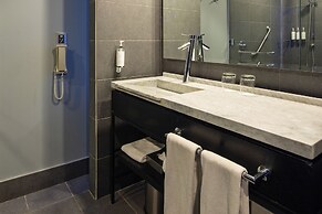 Wyndham Santiago Pettra