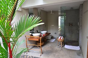 Neeleshwar Hermitage