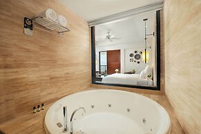 Pullman Danang Beach Resort