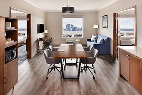 Four Points by Sheraton Calgary Airport