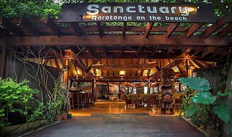 Sanctuary Rarotonga-On the beach - Adults Only