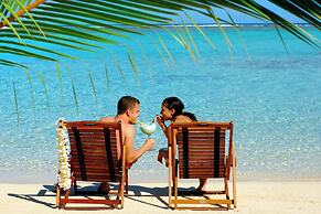 Sanctuary Rarotonga-On the beach - Adults Only