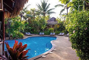 Sanctuary Rarotonga-On the beach - Adults Only