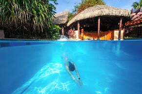 Sanctuary Rarotonga-On the beach - Adults Only