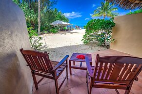 Sanctuary Rarotonga-On the beach - Adults Only