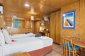 Sanctuary Rarotonga-On the beach - Adults Only