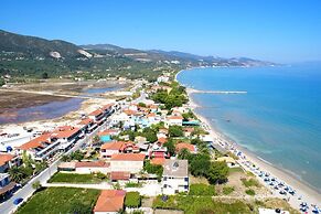 Balcony Hotel - Adults Only