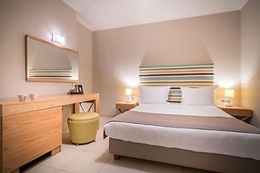 Balcony Hotel - Adults Only