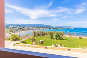 Balcony Hotel - Adults Only