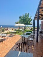 Balcony Hotel - Adults Only