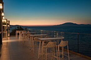 Balcony Hotel - Adults Only