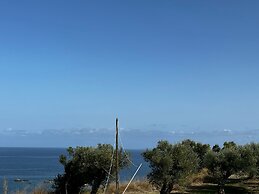 Balcony Hotel - Adults Only