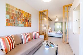 Balcony Hotel - Adults Only