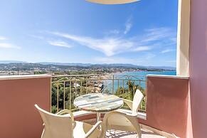 Balcony Hotel - Adults Only