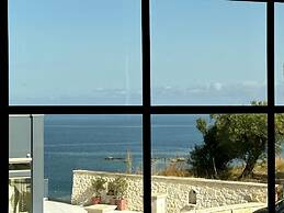 Balcony Hotel - Adults Only