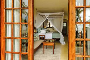 Breezes Beach Club & Spa – Half Board