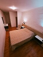 Shelton Hotel