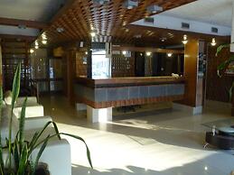 Shelton Hotel