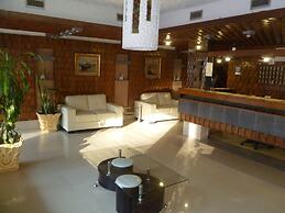 Shelton Hotel