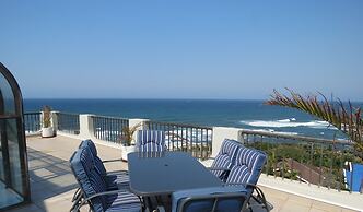 Beachcomber Bay - Guest House