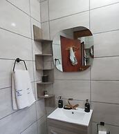 Beachcomber Bay - Guest House