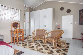 Beachcomber Bay - Guest House