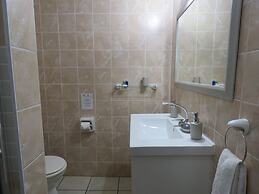 Beachcomber Bay - Guest House