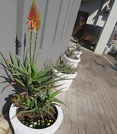 Beachcomber Bay - Guest House