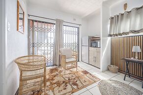 Beachcomber Bay - Guest House