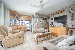 Beachcomber Bay - Guest House