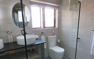 Beachcomber Bay - Guest House