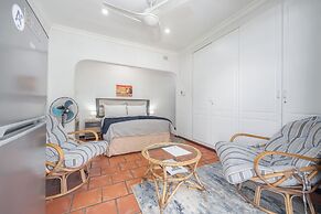 Beachcomber Bay - Guest House