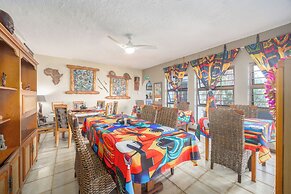 Beachcomber Bay - Guest House