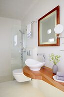 La Perla Villas and Suites - Adults Only