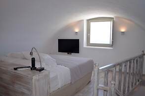 La Perla Villas and Suites - Adults Only