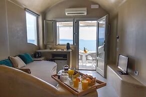 La Perla Villas and Suites - Adults Only