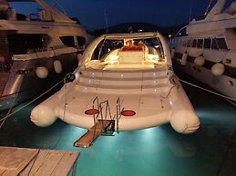 La Perla Villas and Suites - Adults Only