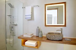 La Perla Villas and Suites - Adults Only