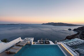 La Perla Villas and Suites - Adults Only