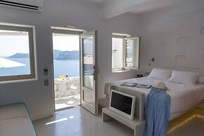 La Perla Villas and Suites - Adults Only