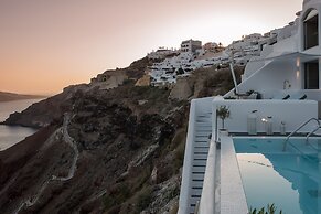 La Perla Villas and Suites - Adults Only